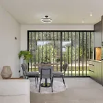 Ocean & Pool Retreat By Hostwise Amoreira (Leiria)