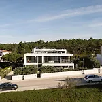 Ocean & Pool Retreat By Hostwise * Amoreira (Leiria)