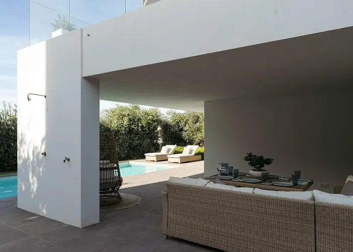 Ocean & Pool Retreat By Hostwise * Amoreira (Leiria)